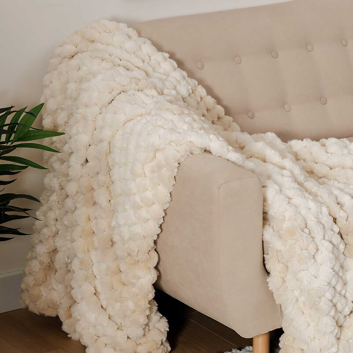 Manta ADRIEL beige pelo 180x230cm