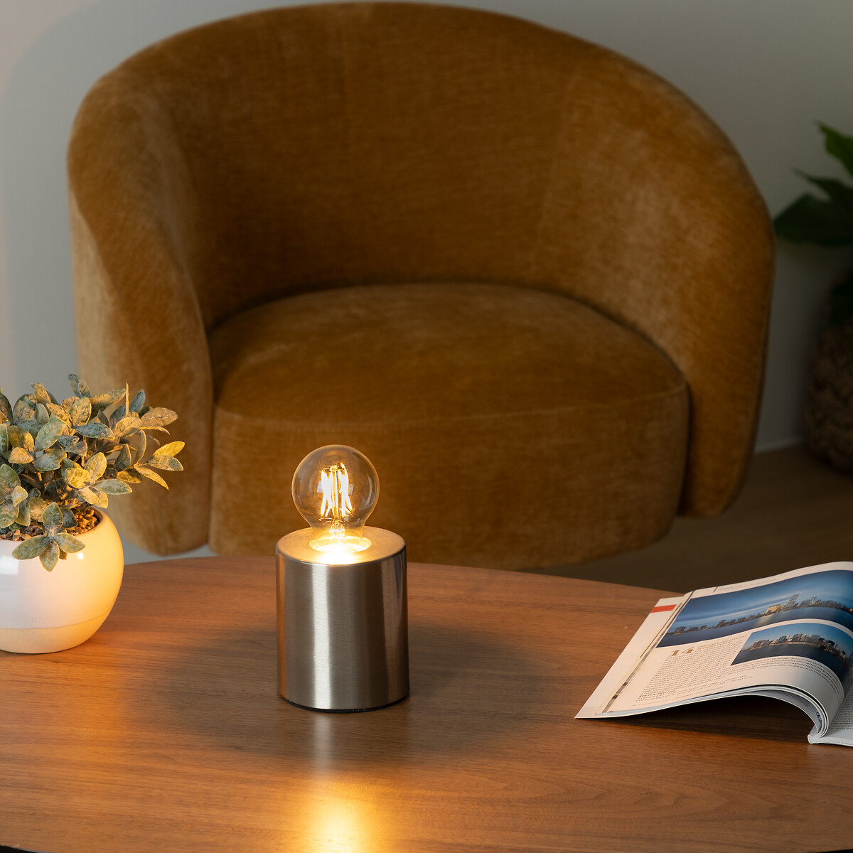 Lámpara De Mesa Saba Plateada 9x10.5Cm