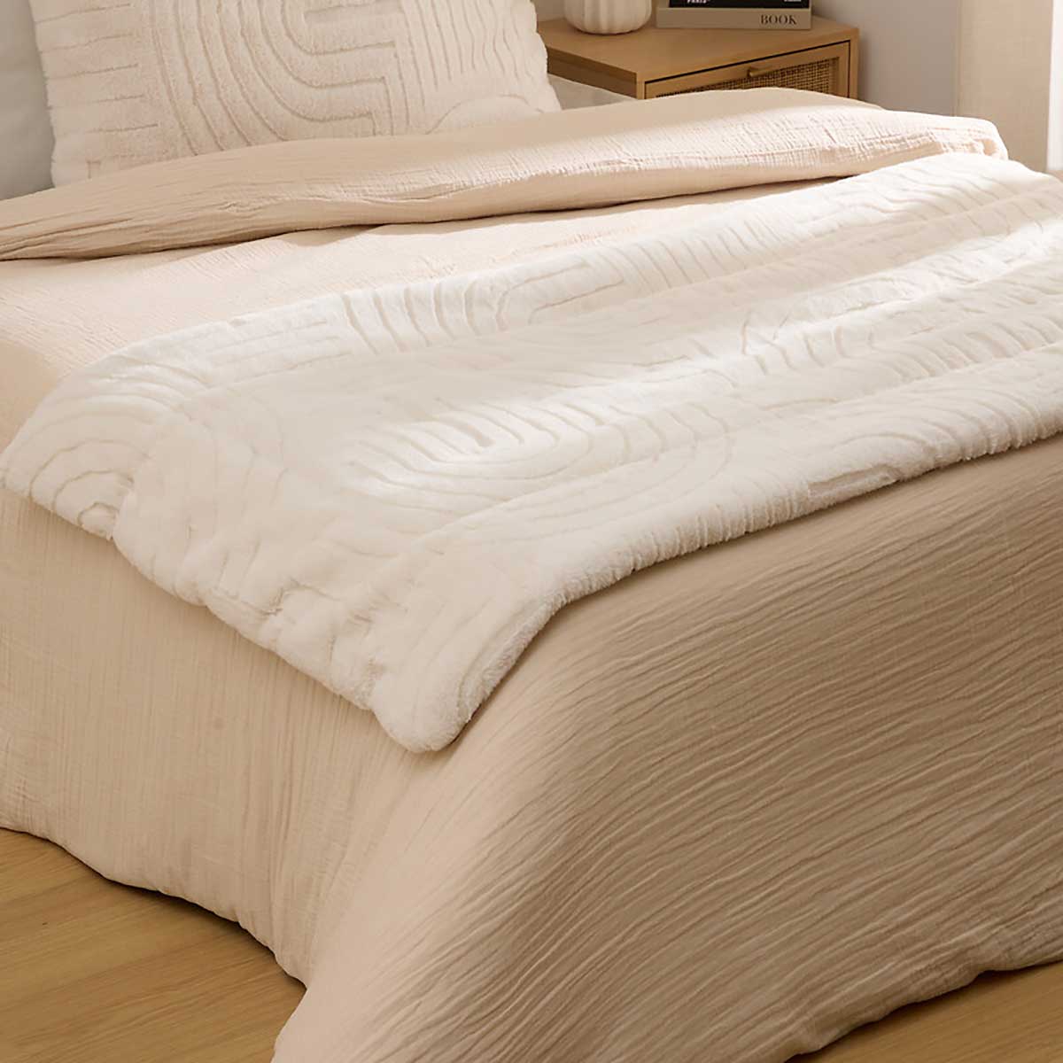 Mnata ADIREL beige pelo 80x180cm