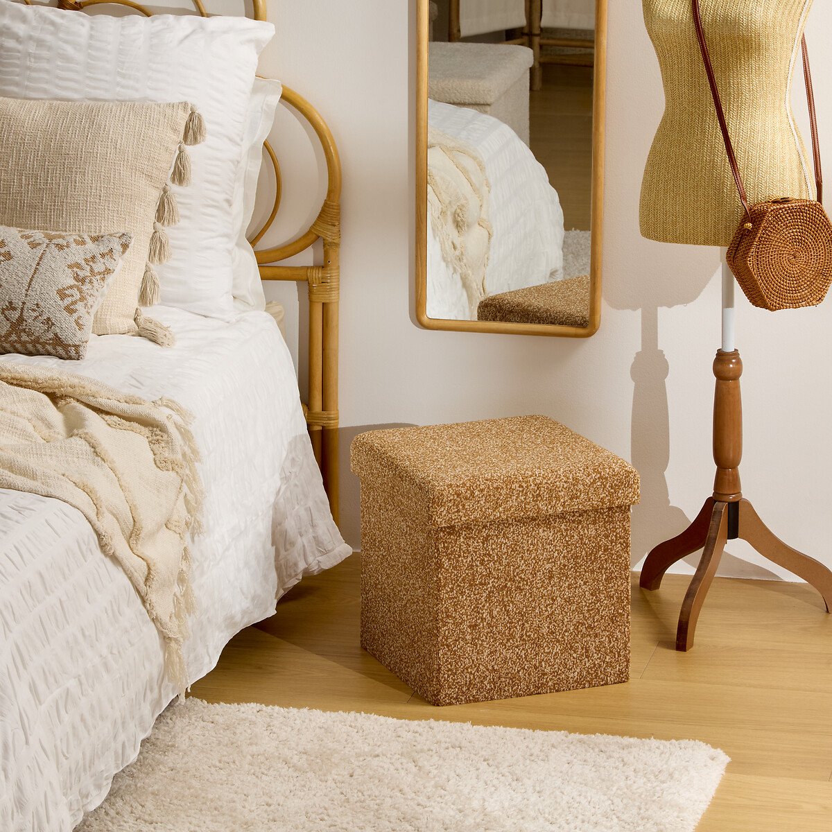 Puf con almacenaje OXIA ocre 38x38cm