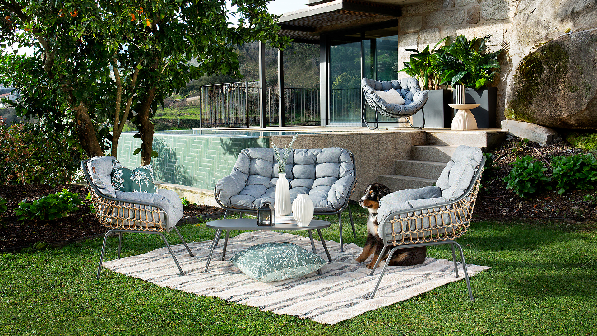 /on/demandware.static/-/Sites-homa-storefront-es/default/dwbfaf4196/0_PD4_conjuntosjardim.jpg
